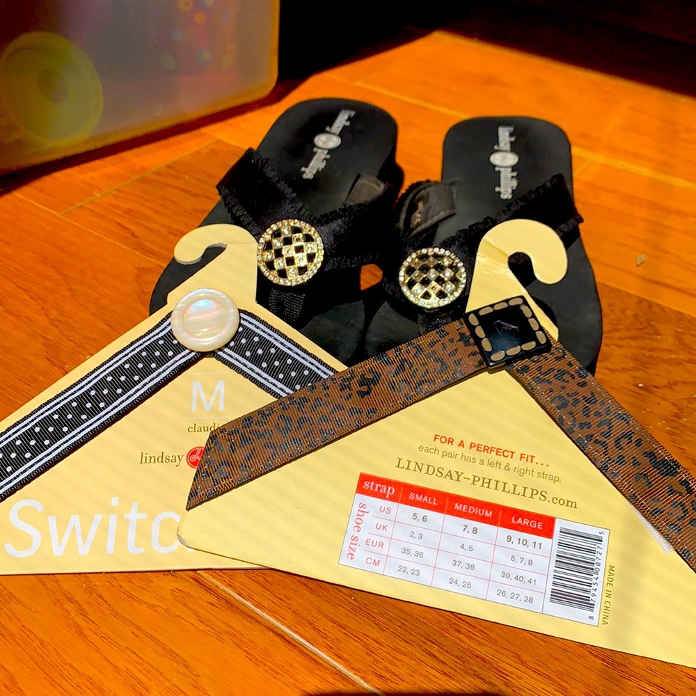 Lindsay Phillips SwitchFlops Size 7 Flip Flops with 3 sets of straps